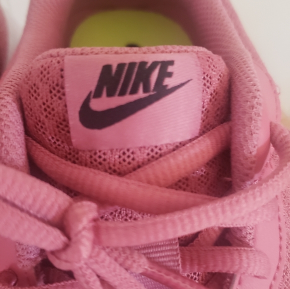 Womens Sneakers - Picture 3 of 6